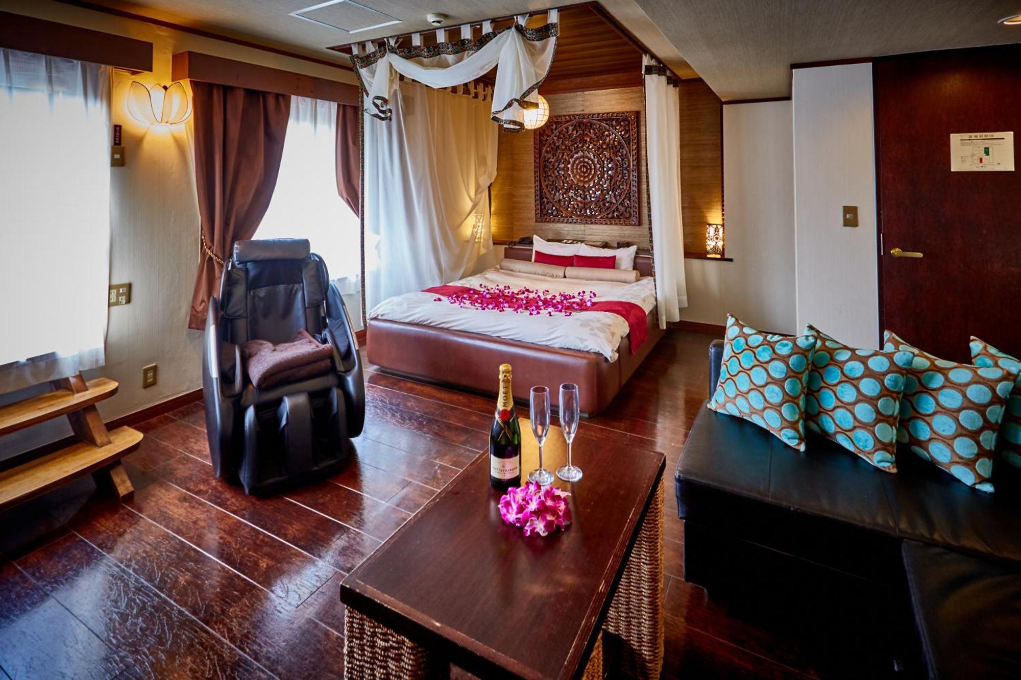 Hotel Balian Resort Yokohama Kannai - Adult Only Екстер'єр фото